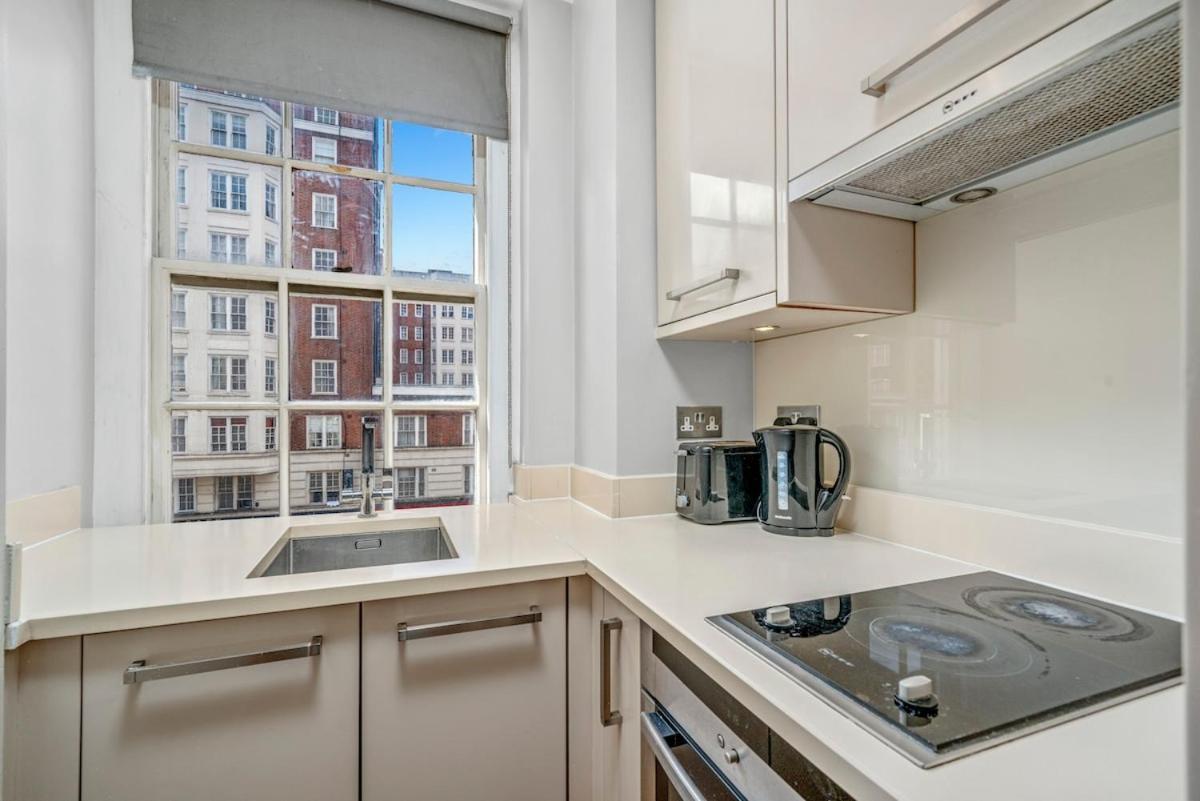 Prestige Flat * London